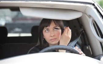 Makeup In Car